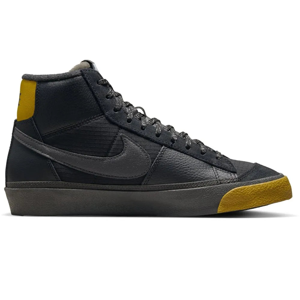 NIKE. CLA. BLAZER MID PRO CLUB FB8891-001