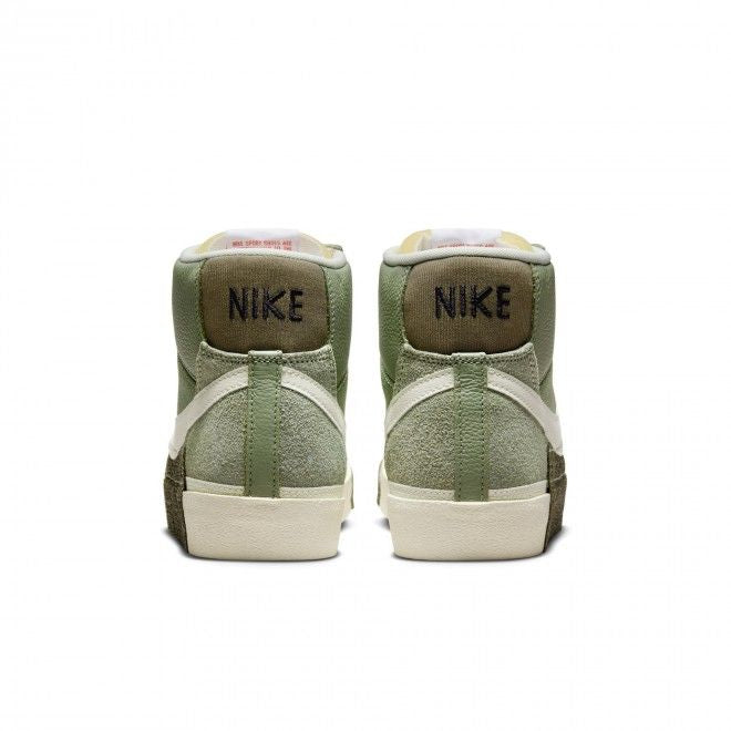 NIKE. CLA. BLAZER MID 77 PRO CLUB DQ7673-301