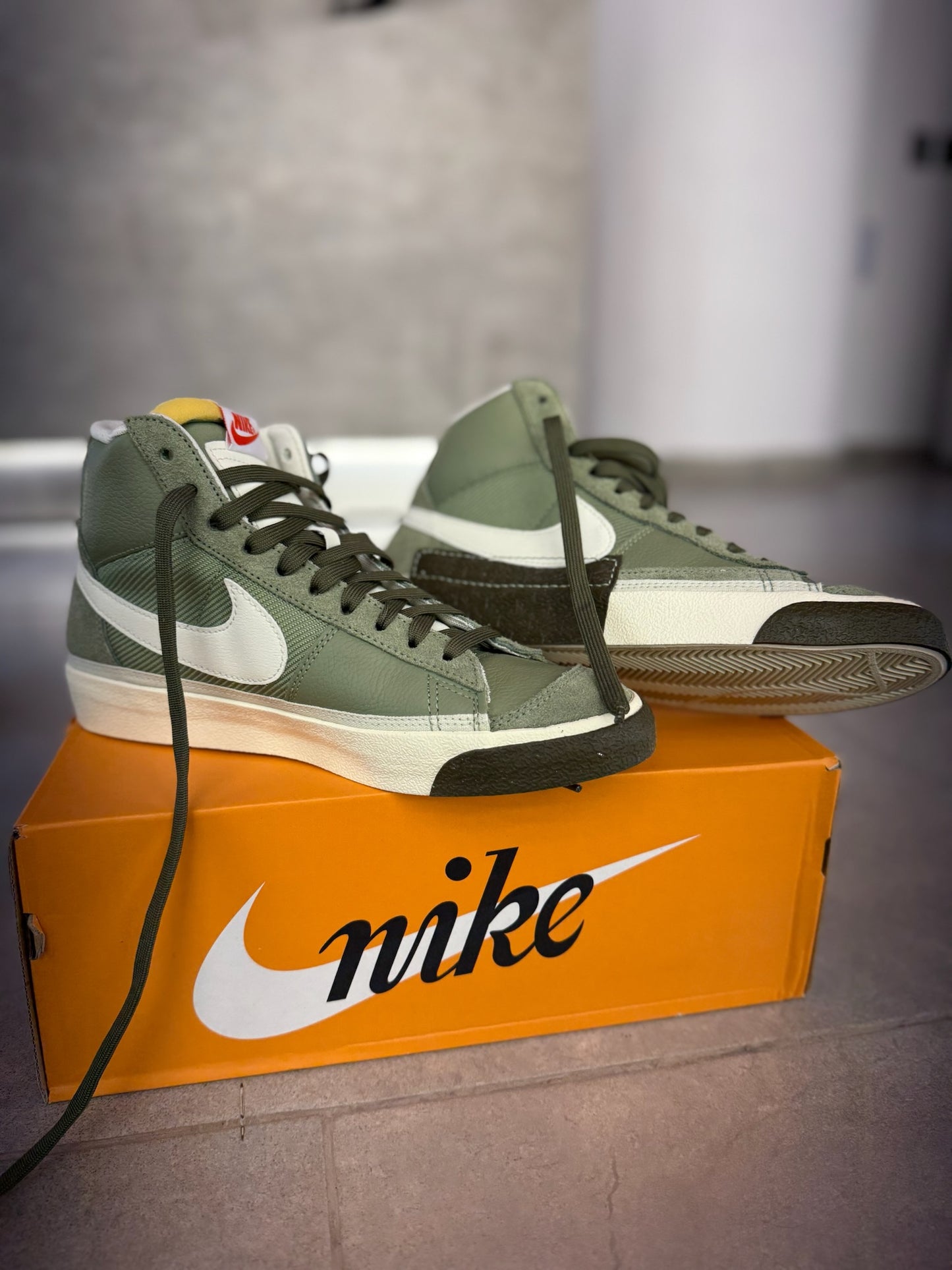 NIKE. CLA. BLAZER MID 77 PRO CLUB DQ7673-301
