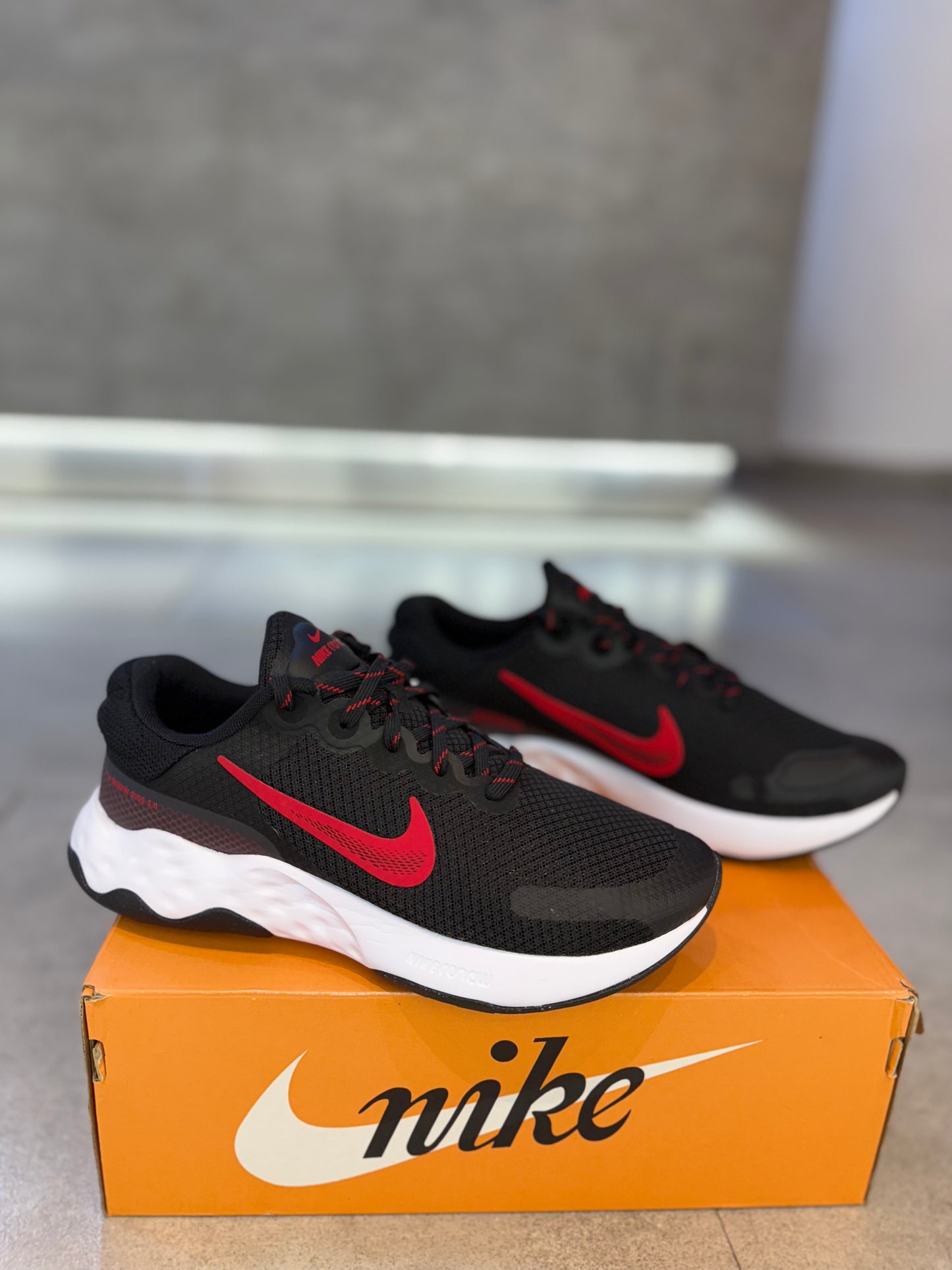NIKE. RNG. RENEW RIDE 3 DC8185-002