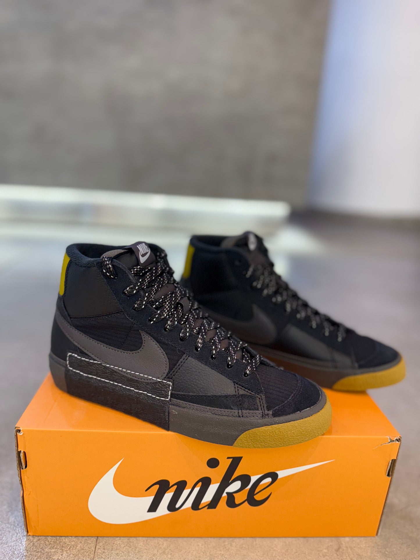 NIKE. CLA. BLAZER MID PRO CLUB FB8891-001