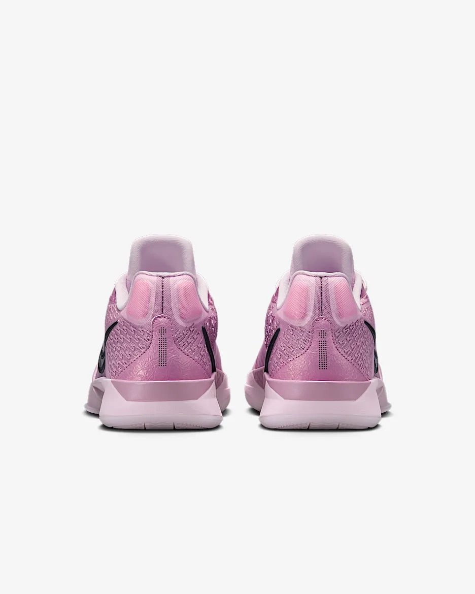Nike Sabrina 2