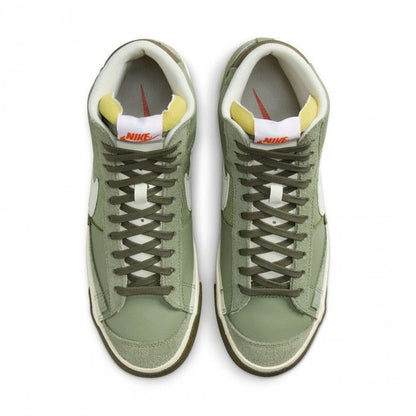 NIKE. CLA. BLAZER MID 77 PRO CLUB DQ7673-301