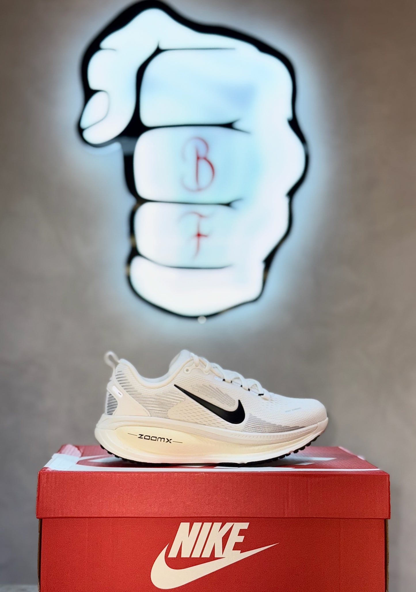 Nike Vomero 18