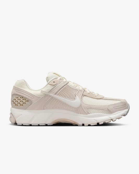 Nike Zoom Vomero 5 Beach Light Khaki