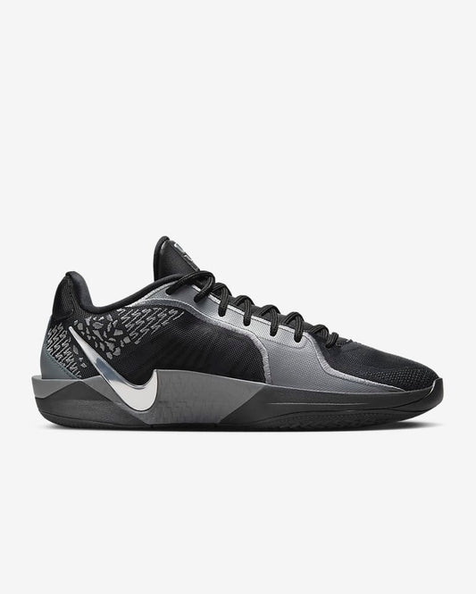 Nike Sabrina 2